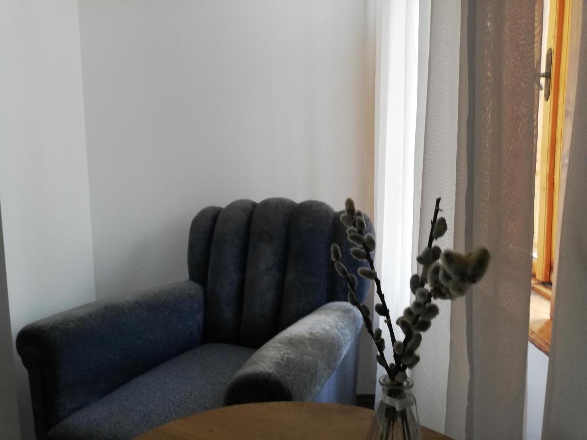 Karadi-Berger Vendeghaz Apartment Erdobenye Exterior photo